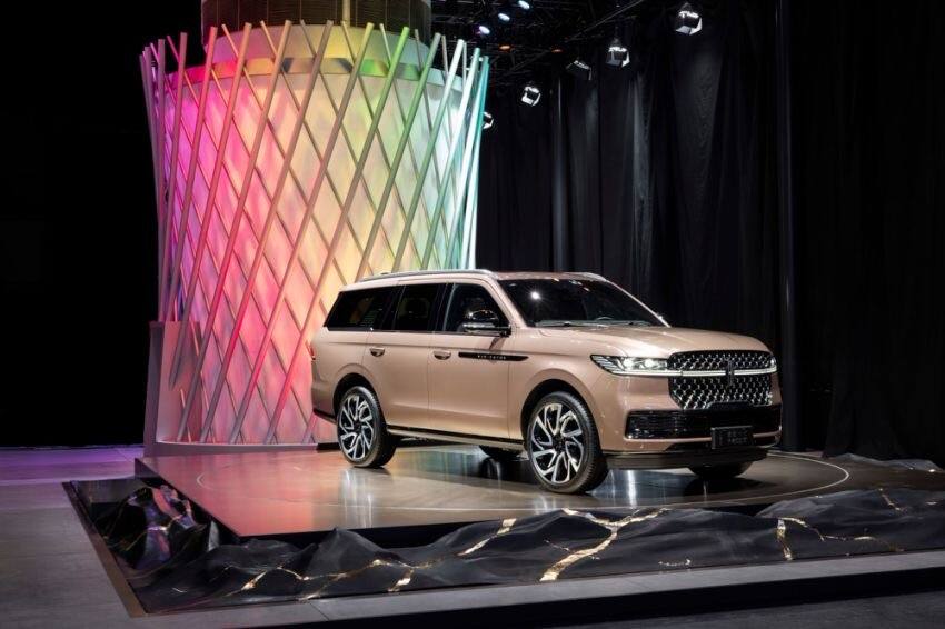 Lincoln Aviator & Navigator
