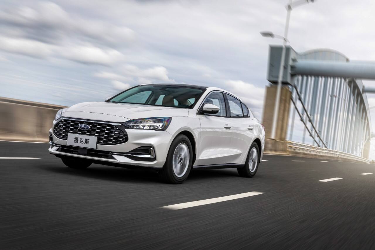 Ford Edge L, Mondeo and Focus