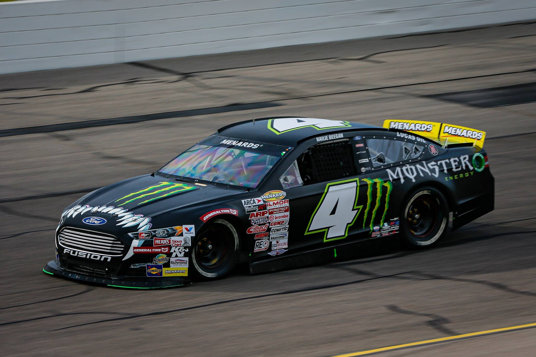 Hailie Deegan had a second-place run ended by a broken trackbar and finished 18th. Hailie Deegan had a second-place run ended by a broken trackbar and finished 18th.