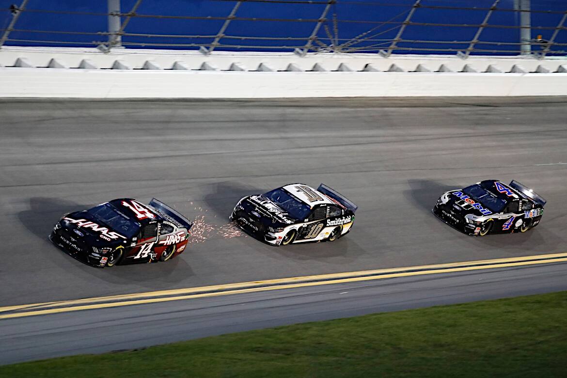 Bowyer joins all three of his SHR teammates in the playoffs. Bowyer joins all three of his SHR teammates in the playoffs.