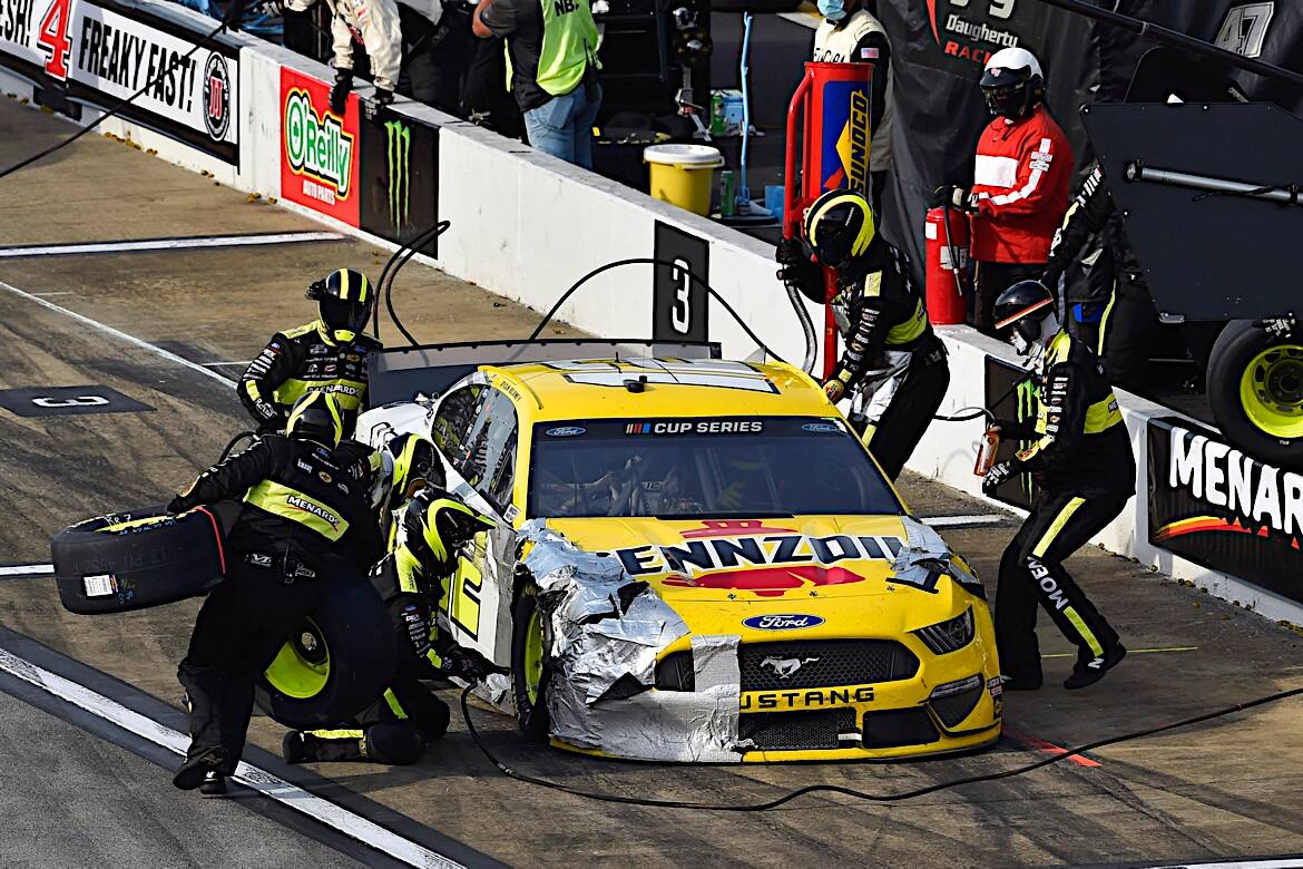 The race was the second of three in the Round of 12. The race was the second of three in the Round of 12.