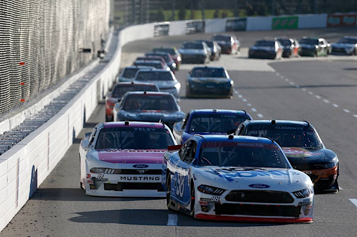 Saturday’s Desert Diamond Casino West Valley 200 at Phoenix Raceway begins at 5 p.m. (EST) on NBCSN. Saturday’s Desert Diamond Casino West Valley 200 at Phoenix Raceway begins at 5 p.m. (EST) on NBCSN.