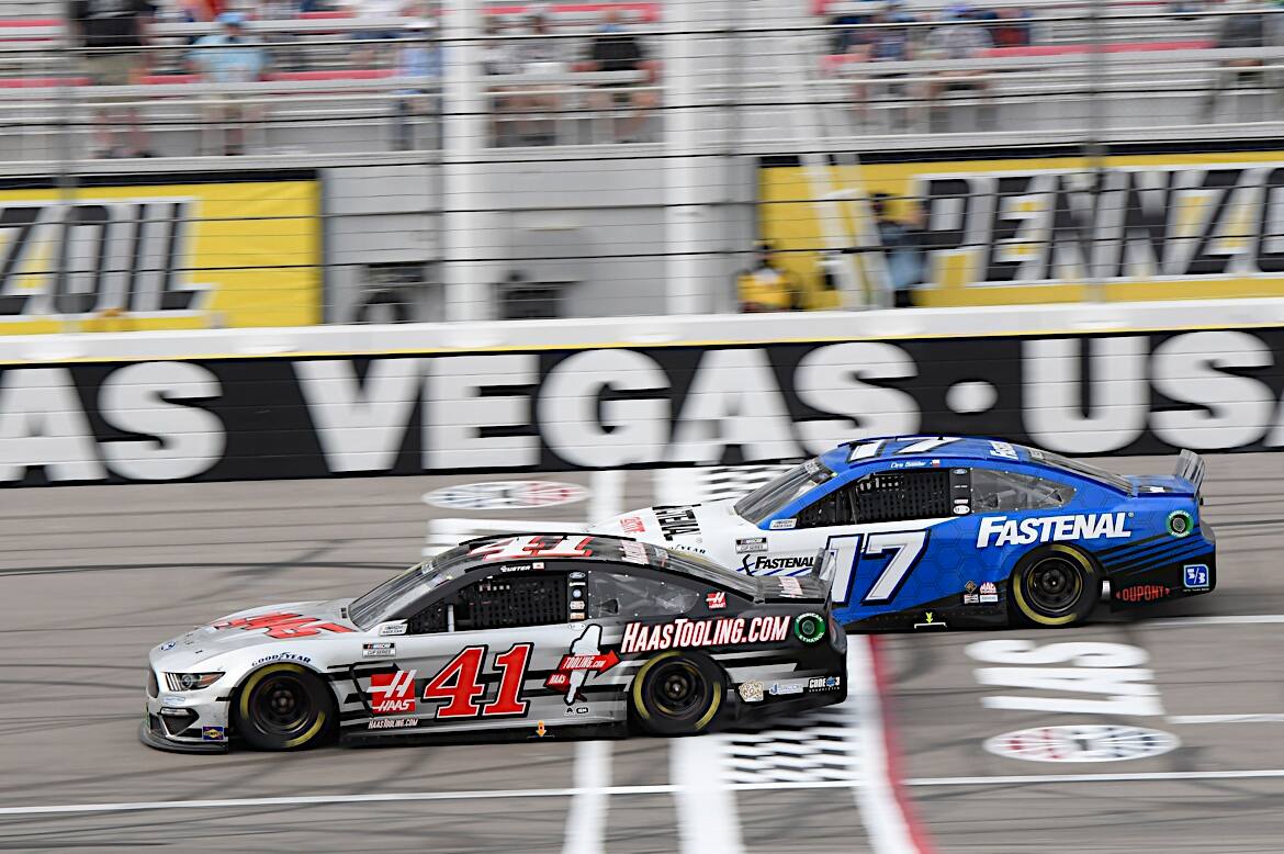 Roush Fenway Racing’s Chris Buescher (14th) led five more Mustangs in the top 20. Roush Fenway Racing’s Chris Buescher (14th) led five more Mustangs in the top 20.