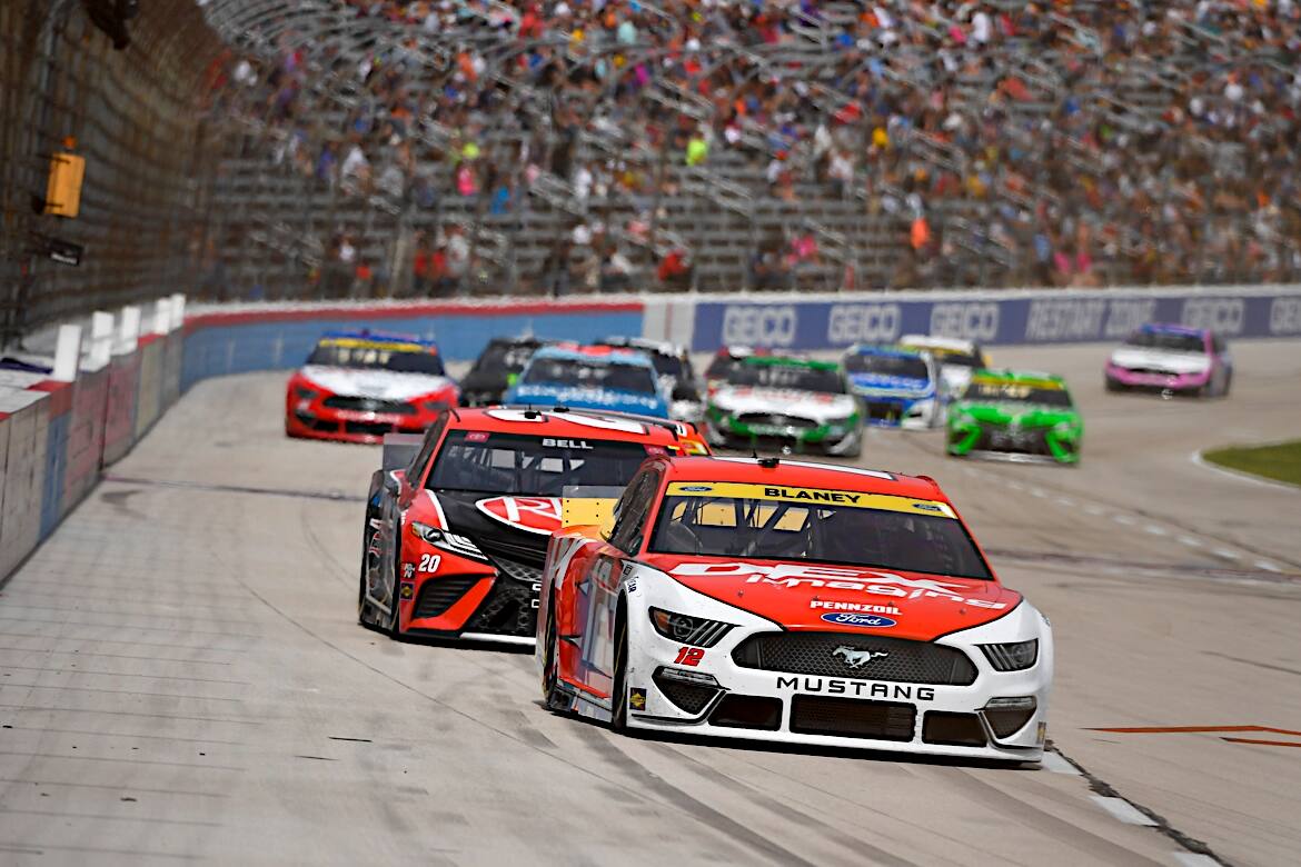 Blaney (second) and Keselowski (sixth) each moved up two spots in the playoff standings. Blaney (second) and Keselowski (sixth) each moved up two spots in the playoff standings.