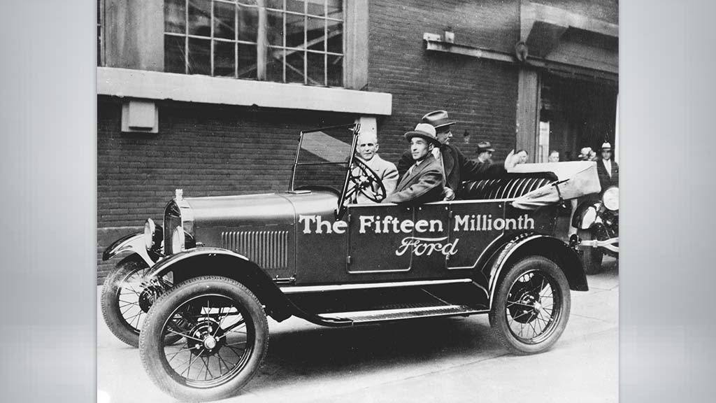 TBT: Model T Holds Sales Record for 45 Years After Production Ends, Planting the Seeds for Ford’s Legendary Truck Leadership