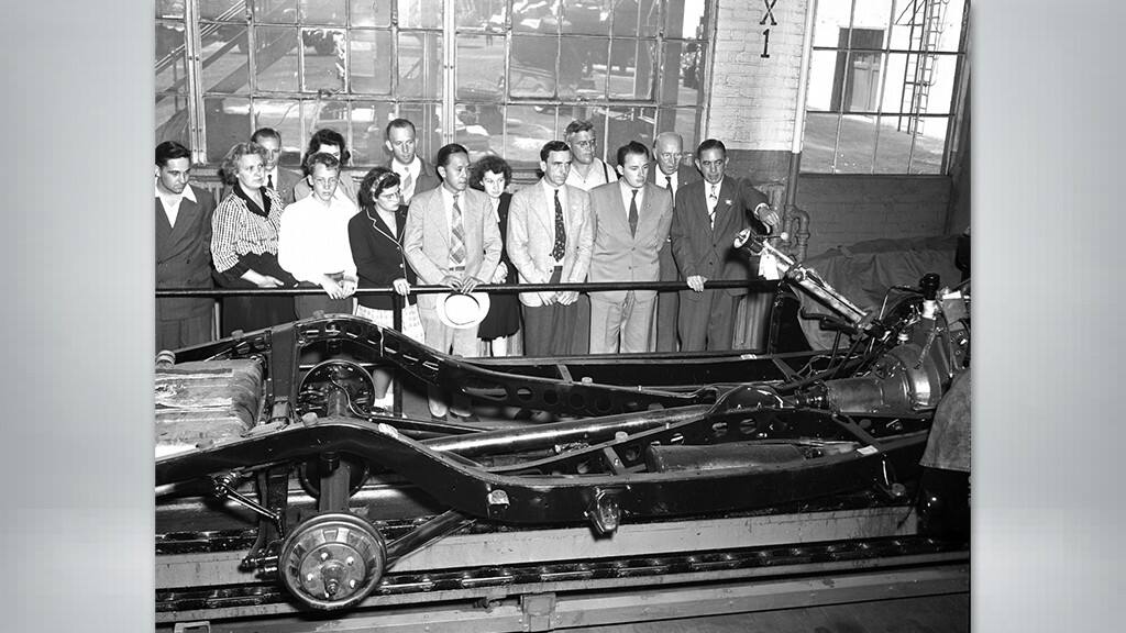 TBT: Ford Gives Visitors Up-Close View of Production with Rouge Tours  