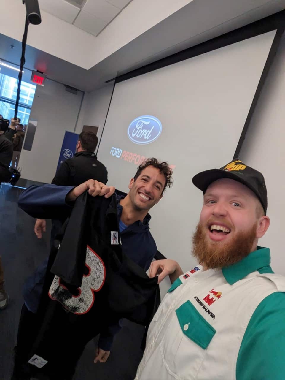 While taking questions from employees, Ricciardo, a noted NASCAR and Dale Earnhardt fan, was gifted a No. 3 jersey bearing the name of the legendary driver.