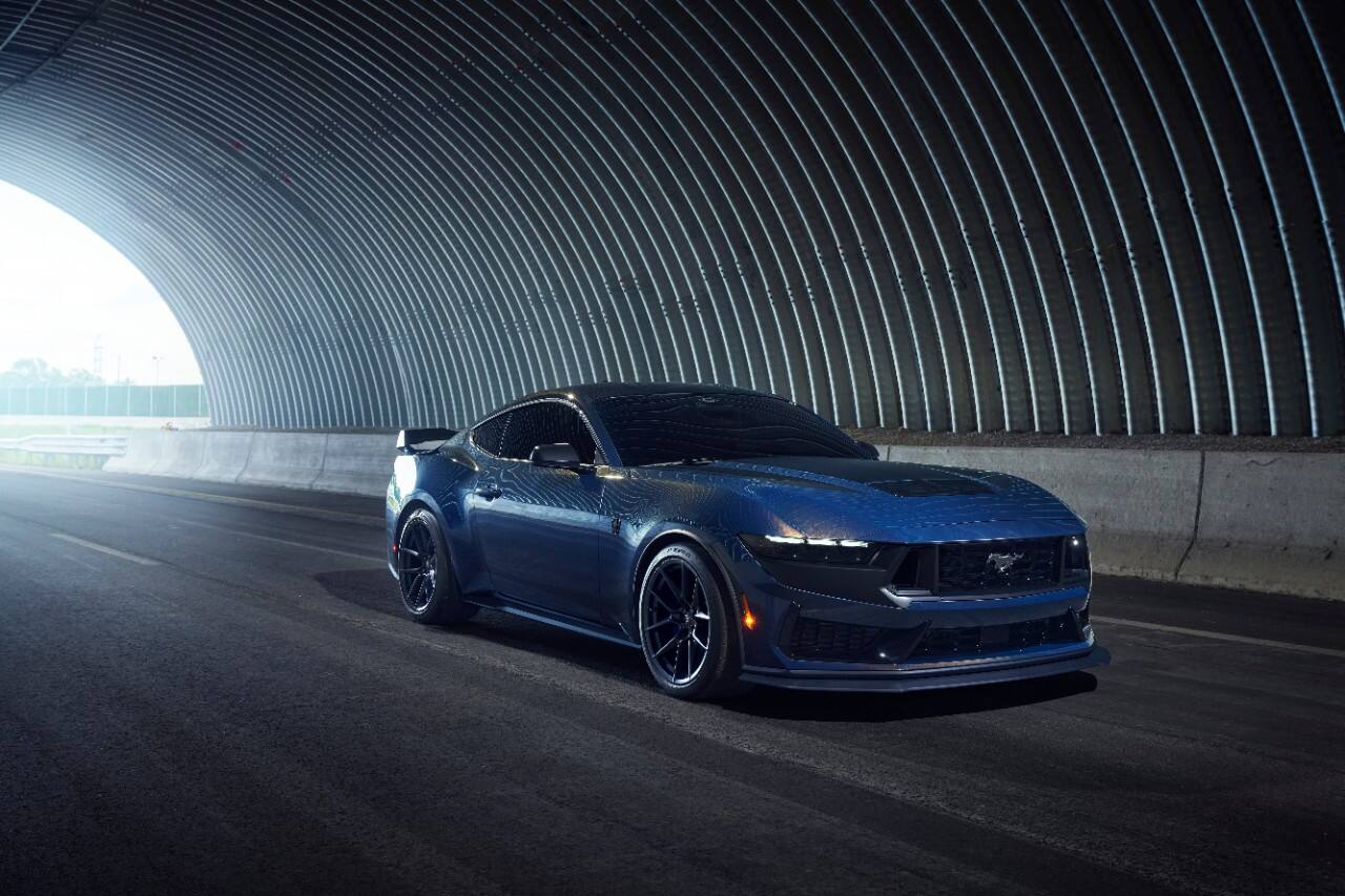 mustang dark horse