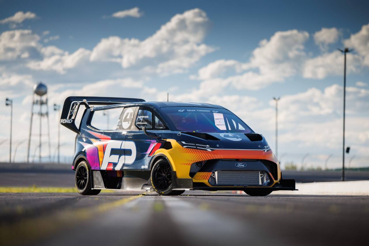 Supervan Ford Performance