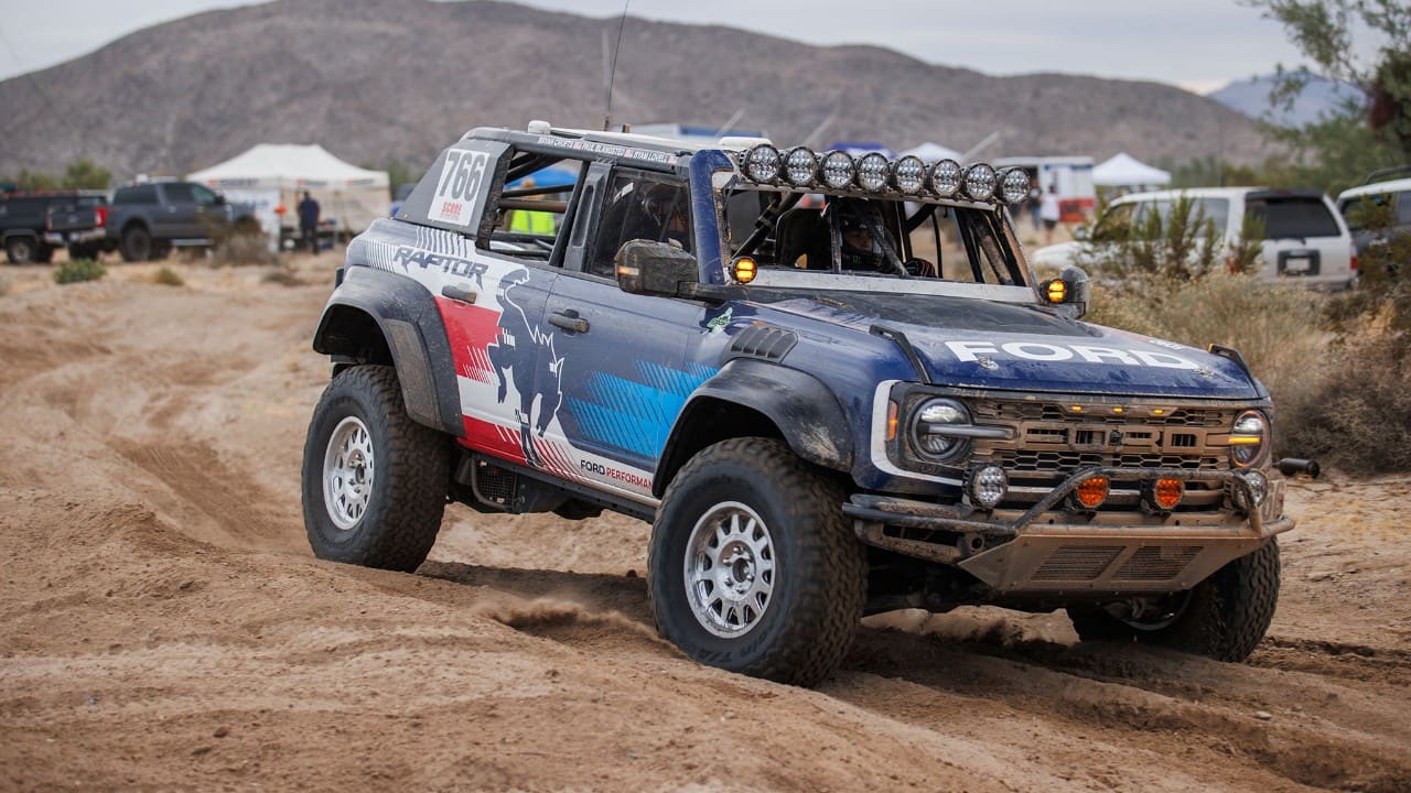 The Bronco Raptor’s race-specific FOX Live Valve shocks were paired with bone stock front and rear coil springs. 