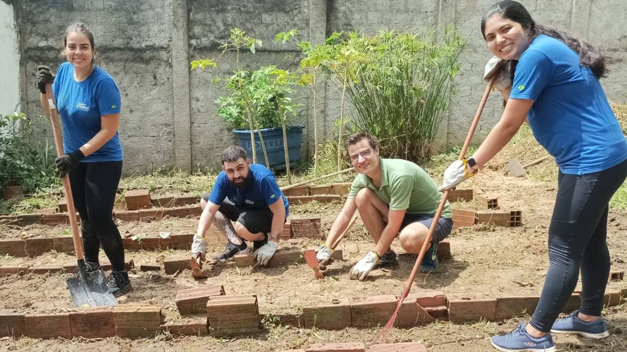 Helping Ford Employees Give Back to Local Communities