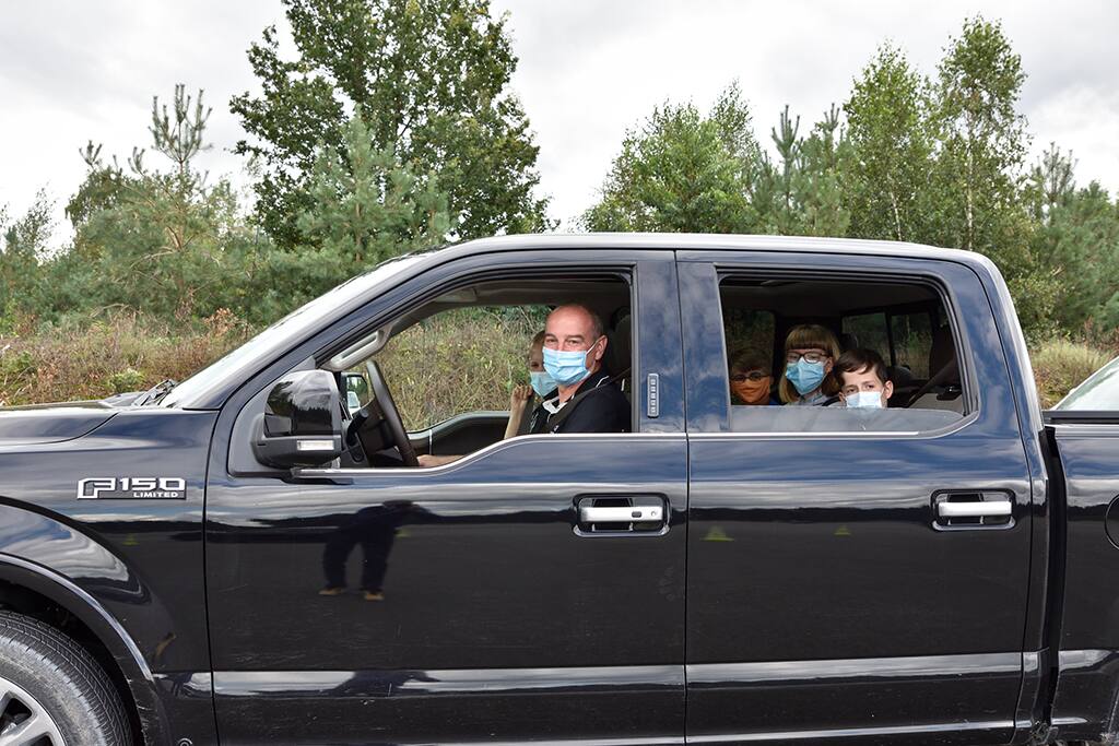 Ride tough with the F150 on the off-road track Ride tough with the F150 on the off-road track