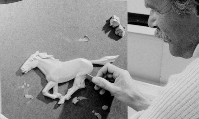 The Fascinating Story Behind this Stunning Mustang Sculpture 