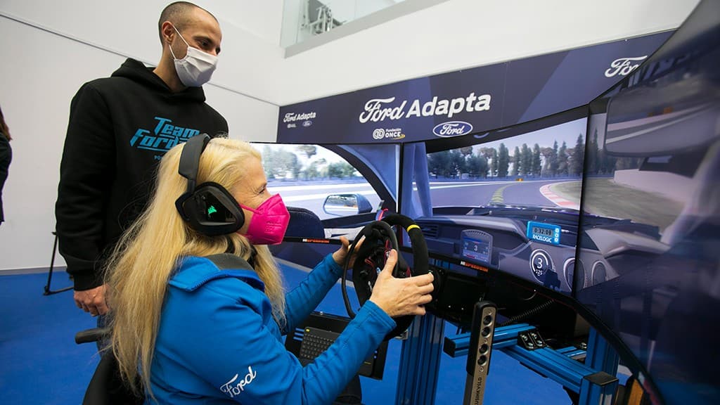 woman in wheelchair trying Ford Adapta Simulator