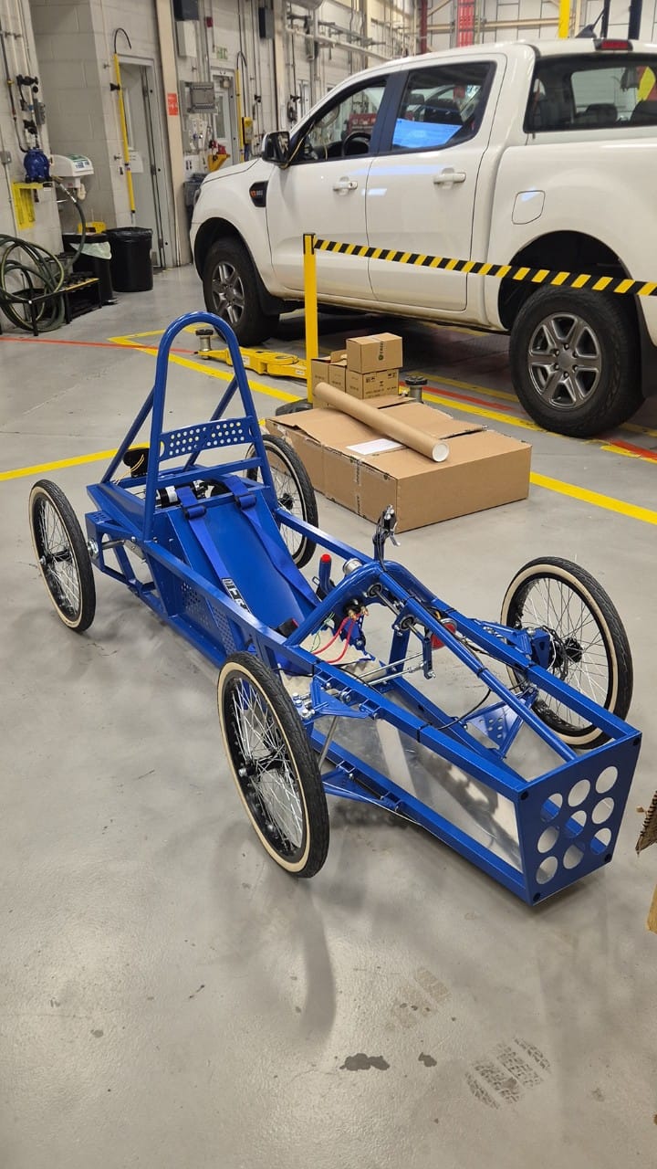 This year, for the first time, Ford apprentices, have formed their own ‘Dunton Dynamos’ team to design, build, and eventually compete in the next class up for 16- to 24-year-olds, the F24+.  